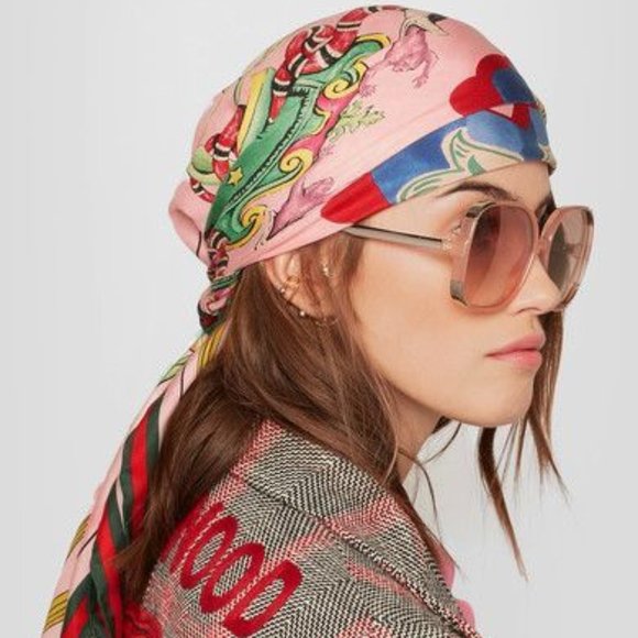 The Art of the Scarf - A Little Inspiration for Wearing the Perfect Accessory - Picture 1 of 16